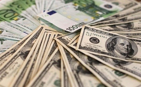 Dolar ve euro uçtu!