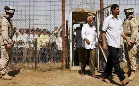 US judge orders military to release all photos from Abu Ghraib