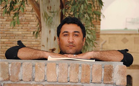 نووسەر وەك مرۆڤێكی دووكەرت