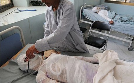 ژنە ئاوارەیەك خۆی دەسووتێنێ