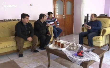 Malbetekî li Amedê: Bav mesihî, dayîk spanî û kur misilman e