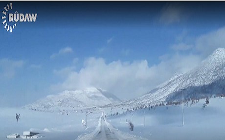 Doğu Kürdistan beyaza büründü