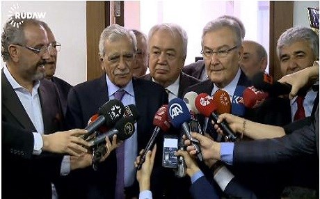 Baykal bo Ahmet Turk: Em niha di rewşek xweş de ne