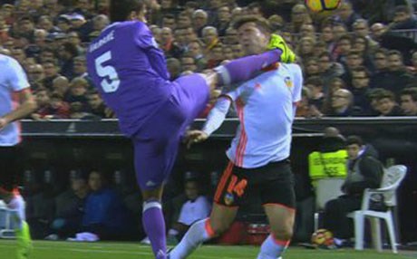 ڤیدیۆ، ڤاران ده‌بێته‌ یاریزانى UFC