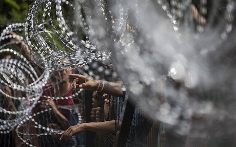 Macaristan’dan sınıra yeni tel örgü