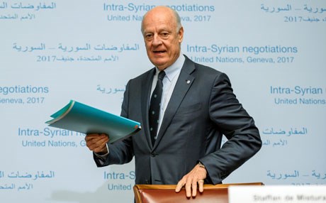 دی مستۆرا پێشنیازێک بۆ شاندی حکومەت و ئۆپۆزیسۆنی سووریا دەكات