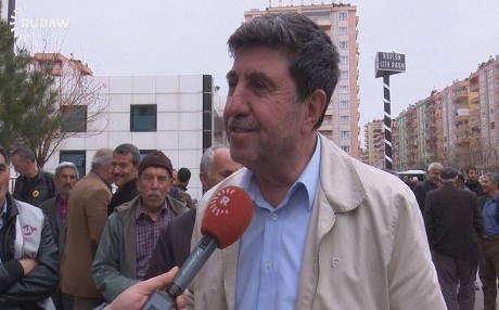 Altan Tan li ser Ala Kurdistanê bersiv da Devlet Bahçelî
