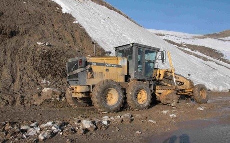 Muş - Varto karayolunda heyelan