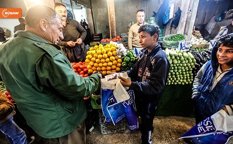 FOTO - Süleymaniye’de poşet satıcıları