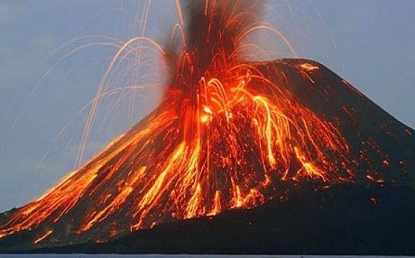 Etna Yanardağı’nda patlama