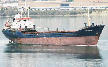 Türk yük gemisi battı