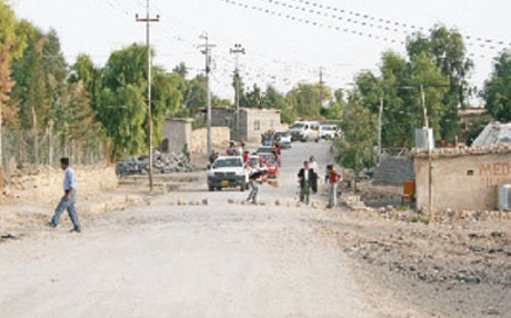 Kampa Mexmûr diçe rojeva parlamentoya Tirkiyê