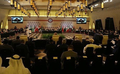 Arap Birliği Zirvesi’nde Başika tartışması