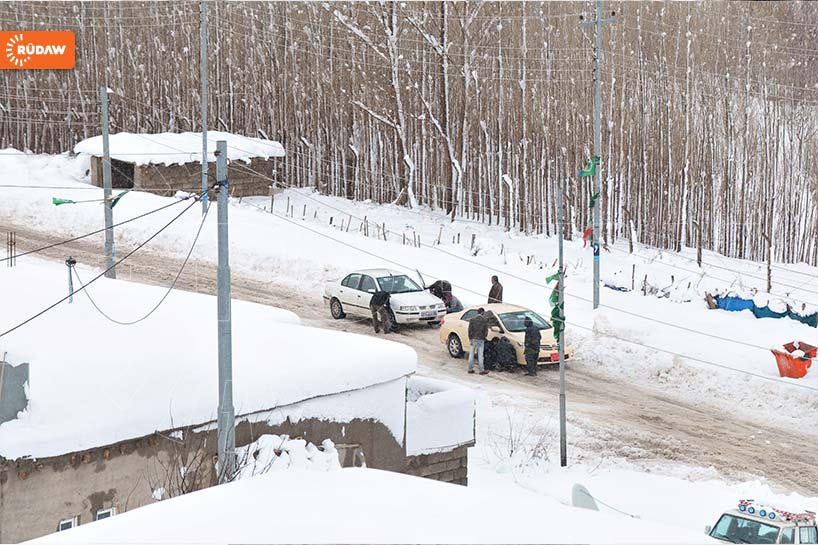 چەند دیمەنێكی بەفربارین لە حاجی ئۆمەران