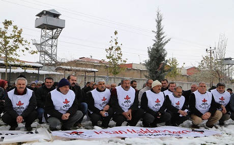 Li Tirkiyê ji 163 girtiyên nexweş re 163 deqeyan rûniştin