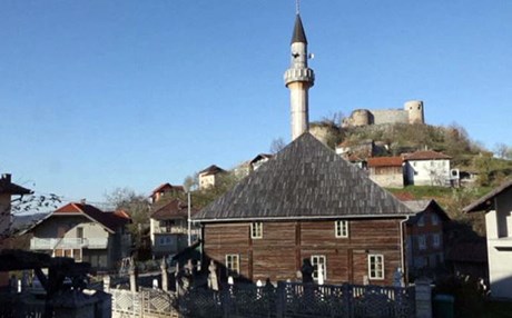 بۆسنە؛ مزگەوتێکی لە دار دروستکراو سەرنجی گەشتیارانی راکێشاوە