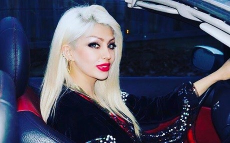 Modelîst bû niha bûye stranbêj