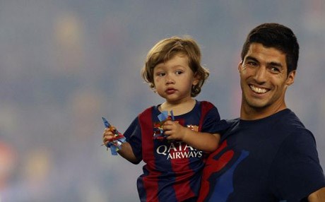 سوارێز كوڕه‌كه‌ی ده‌كاته‌ گۆڵپارێز