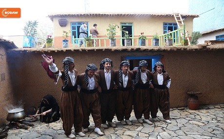 FOTO - Meriwan’da Kürt Evi