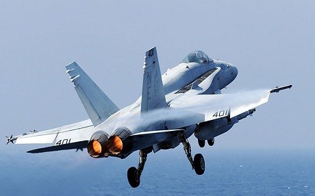 Firokeya F-18 a Amerîkayê kete xwarê