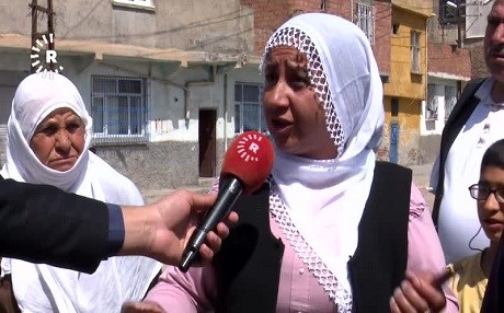 VÎDEO - Welatiyên Sûr a Amedê naxwazin malên xwe vala bikin