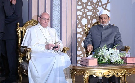 Papa Vatîkan ligel Şêxê Ezher civiya