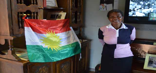 Rûdawê ala Kurdistanê bire mala Mandela