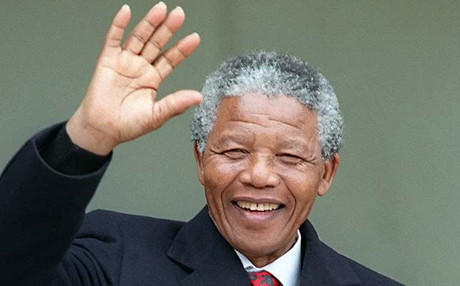 "مۆسادی ئیسرائیلی بەنهێنی مەشقی بە ماندێلا كردووە"