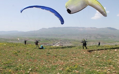 Li Şirnexê paraşûta berpalê