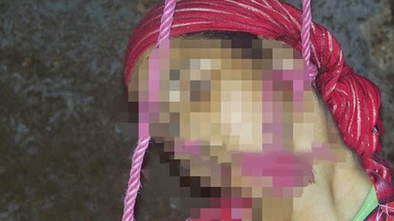 گوڵێ لەنێو کەروێشک و مریشکەکانیدا "خۆى خنکاند"