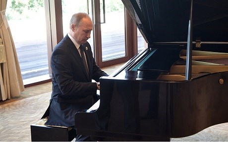 VÎDEO - Putin li Çînê piyano jenî