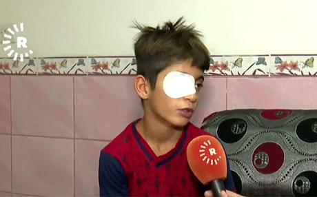 لە قوتابخانەیەکی بەمۆ بە "سێ مامۆستا چاوی قوتابییەک دەتەقێنن"