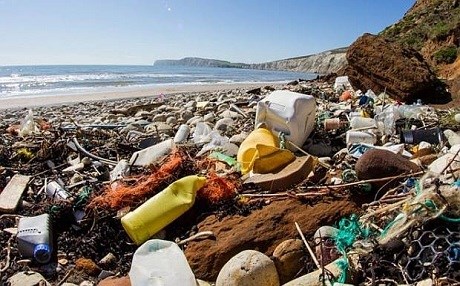 Guterres: Plastik çöpler balıklardan fazla olacak