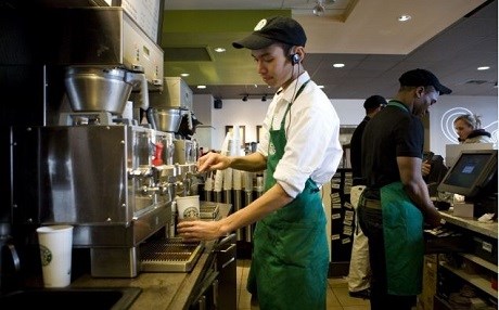 Kahve devinden mültecilere iş