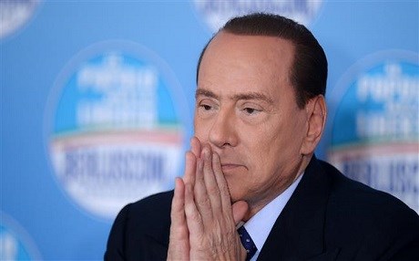 Berlusconi geri döndü