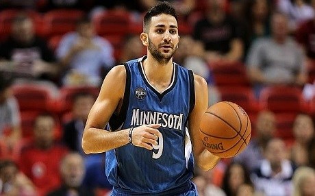 Rubio, Utah Jazz forması giyecek