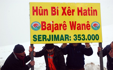 Şaredariya Wanê bi tabloyên kurdî pêşwaziya sala nû kir