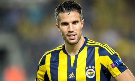 لە پریمەرلیگەوە داوای ڤان پێرسی دەکەن