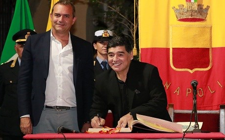 Maradona’ya fahri vatandaşlık