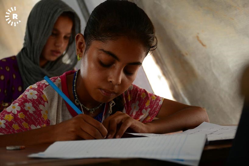 Iraqi youth sit for exams in displacement camps