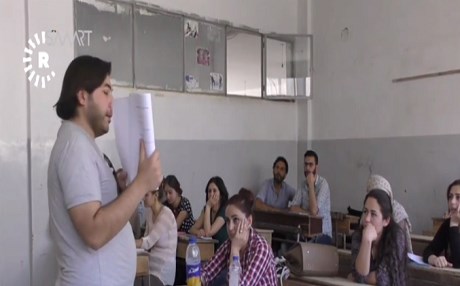 Rojavalı öğretmenlere Kürtçe ders