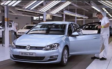 لاریجانی: رۆژئاواییەکان پرسی مافی مرۆڤیان کردووەتە بیانوو