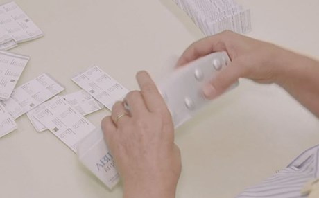 بارزگانانی دەرمان کێشە بۆ نەخۆشەکانی رۆمانیا درووستدەکەن