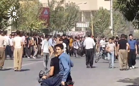 Tepki büyüyor: Kepenk kapatma çağrısı