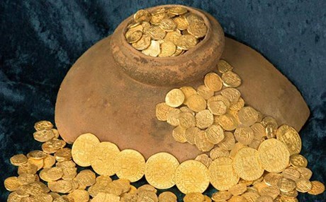 Çeteyên tirk 2 birayên kurd şelandin û 150 hezar dolar birin