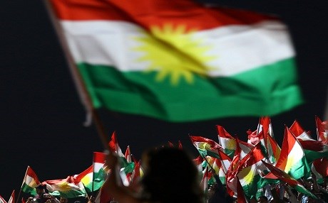 Di wijdana nivîskar û helbestvanan de serxwebûn