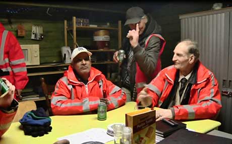 لە بەرامبەر خاوێنکردنەوەی شەقامەکان پێنج قوتوو کحوول بە ئالودەبووەکان دەدرێت