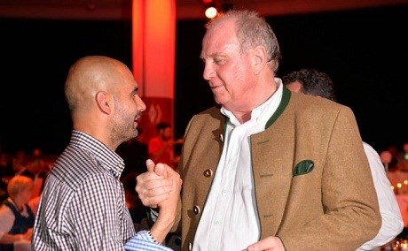 سەرۆکی یانەی بایرن میونشن لەگەڵ گواردیۆلا کۆبوویەوە