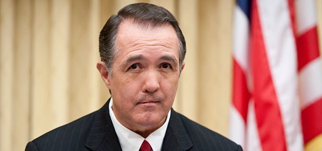 Endamê Kongreya Amerîkayê: Gefên li kurdan dibin bê bersiv namîne