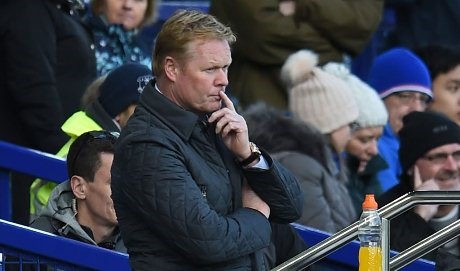 راهێنەری ئێڤەرتۆن لە پۆستەکەی دوورخرایەوە